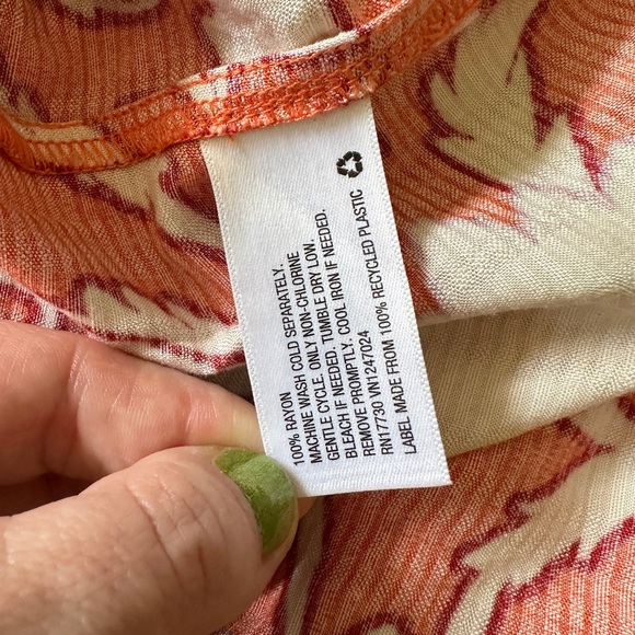 Knox Rose tiered floral print dress with v neck and corset details - Picture 7 of 14